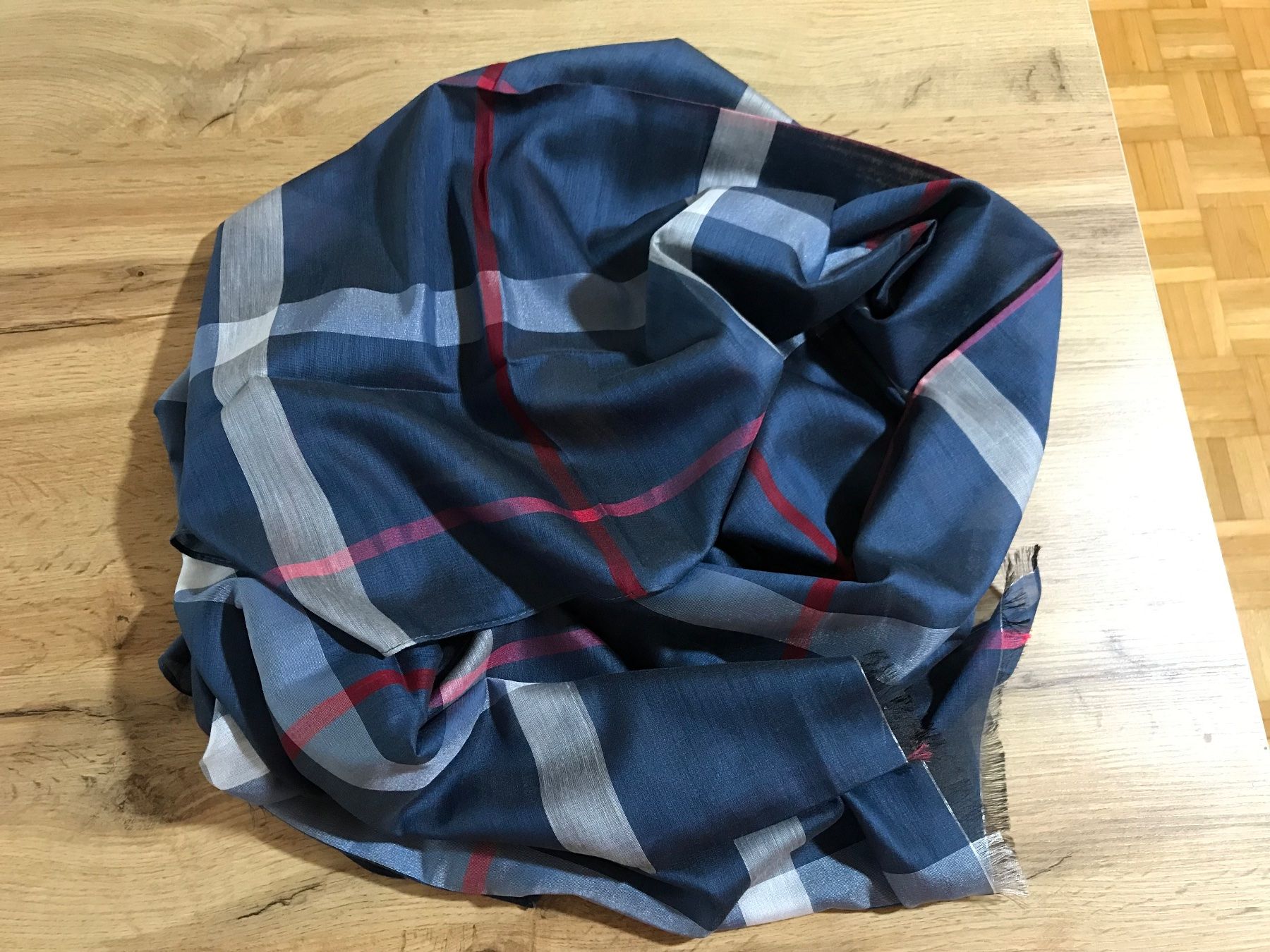 Foulard & Sciarpe: Schal, 188cm x 72 cm,  Neu – Nuovo (secondo la descrizione) da Buchs ZH venduto da baagii 2