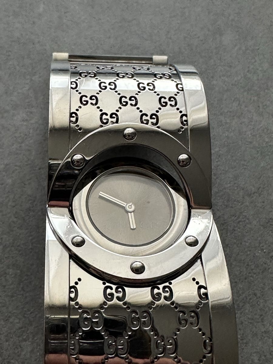 Gucci Orologi: GUCCI TWIRL Uhr – Usato da Oftringen venduto da Breza22 1