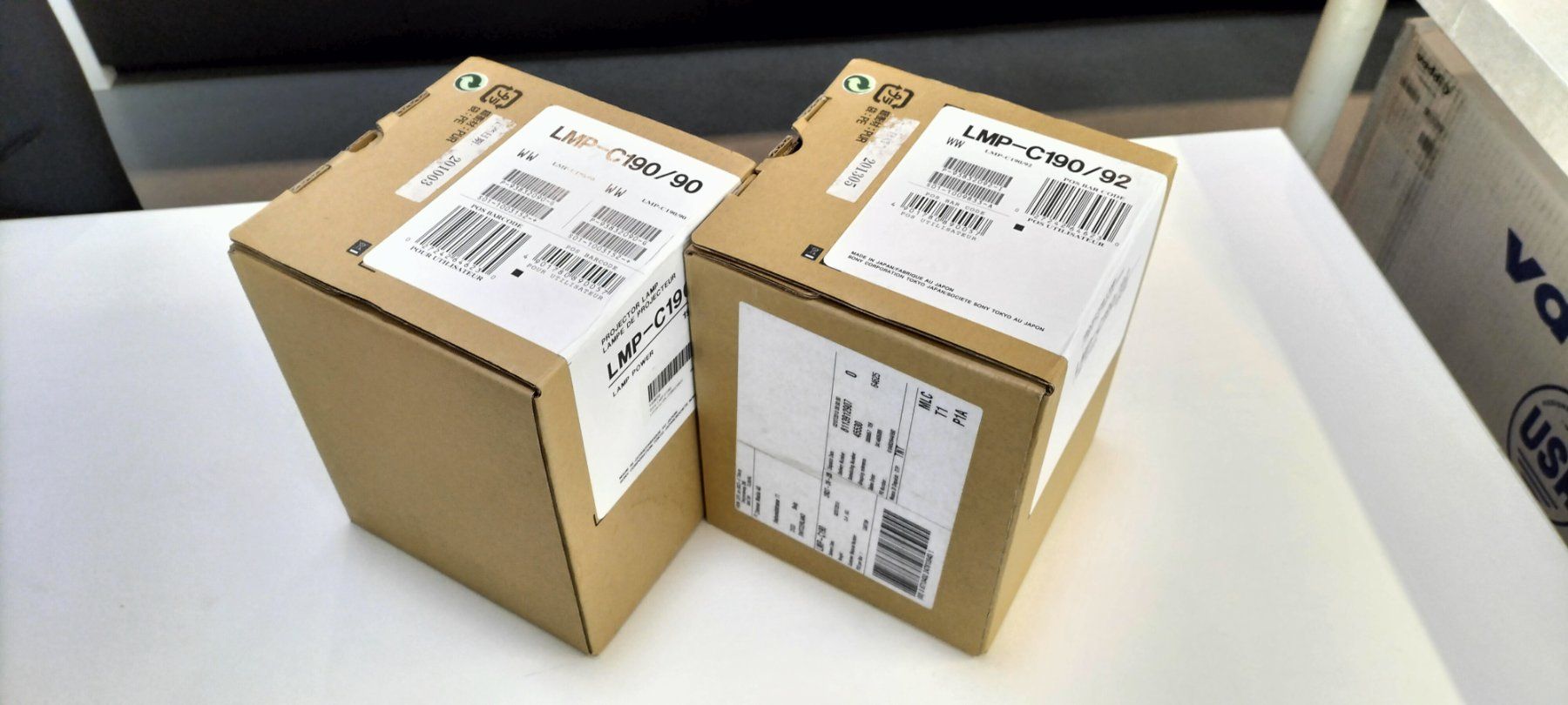 Lampade: Sony LMP-C190 Projektorlampen – Nuovo e nell'imballaggio originale da Belp venduto da zimmermedia_ag