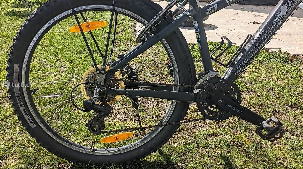 Specialized Velos: Mountainbike Specialized – Gebraucht aus Russikon von  3