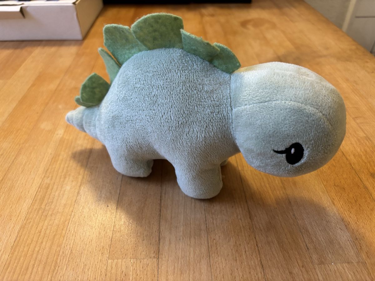 H&M Giocattoli: H&M Home Dino Plüschtier – Nuovo (secondo la descrizione) da Zürich venduto da s0u9 1