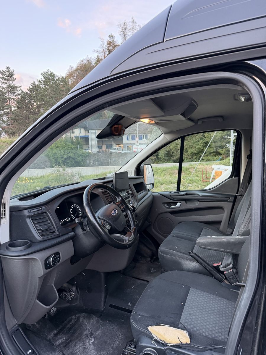 Ford Veicoli commerciali: Ford Transit Custom  – Usato da Niederurnen venduto da Eerriioonn 1