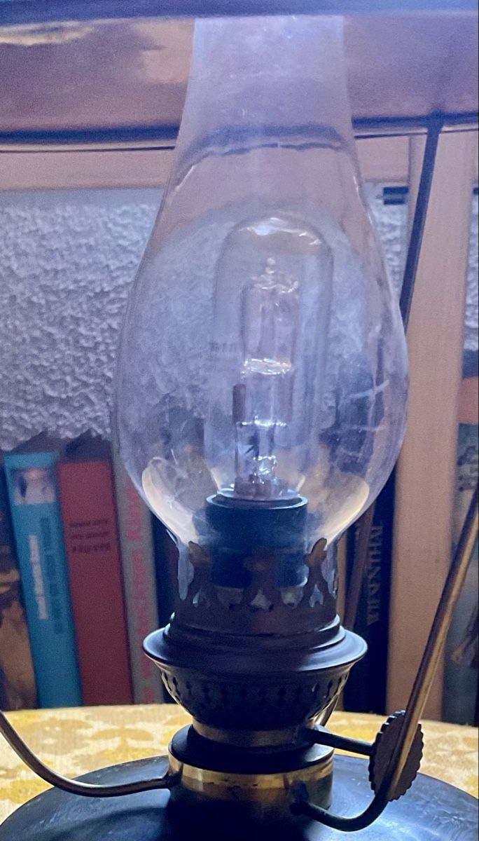 Lampen: Lampe Messing mit Kabel und Schalter 25 Watt – Gebraucht aus Endingen von nathan05 2
