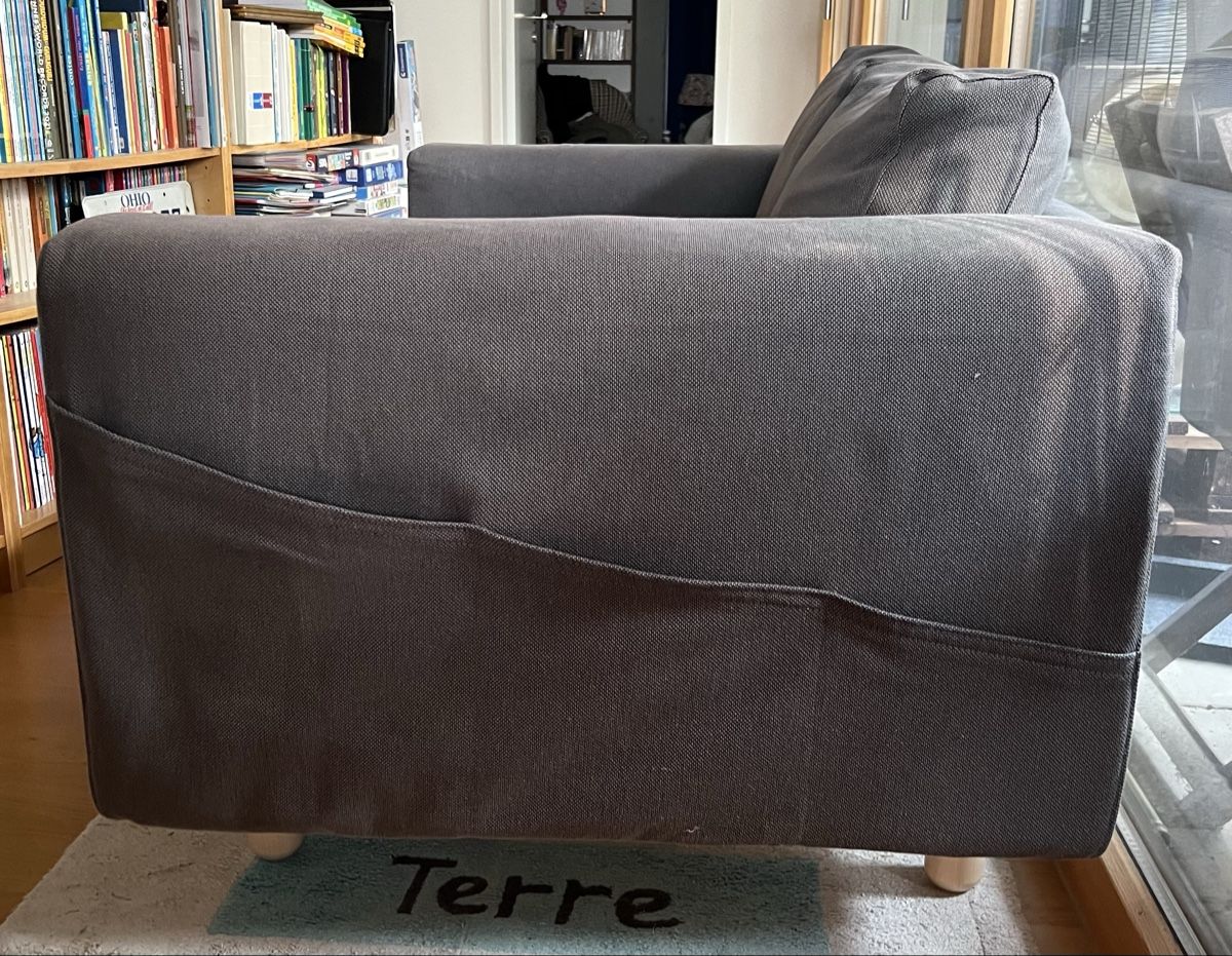 Ikea Sofas: IKEA 2er sofa – Neu (gemäss Beschreibung) aus Binningen von PG_23 1