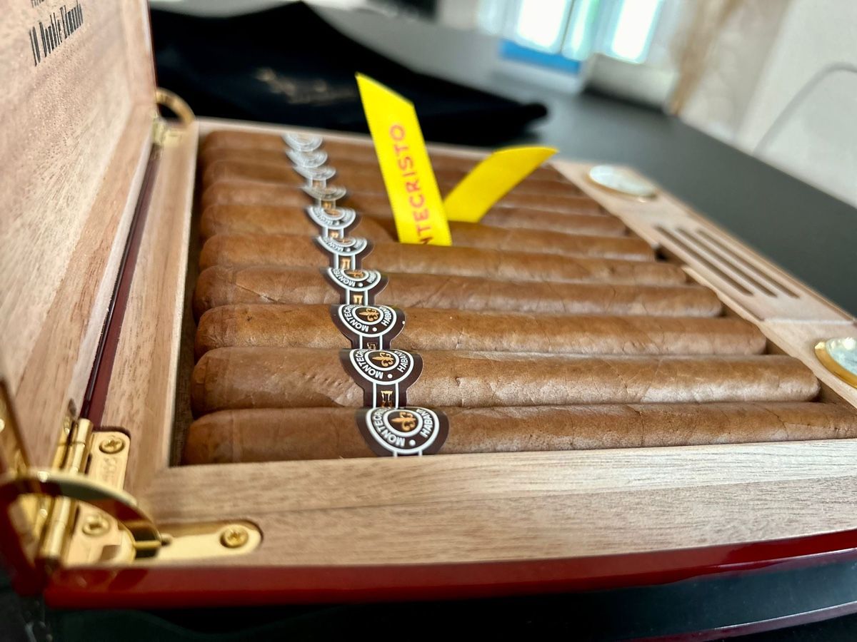 Montecristo Sigari: Montecristo Double Edmundo – Nuovo (secondo la descrizione) da Teufen AR venduto da Partagas69 2