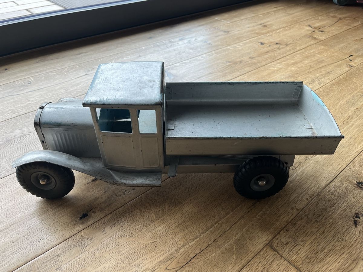 Modellini d'auto: Oldtimer Auto – Usato da Kollbrunn venduto da Bruehlmann111 1