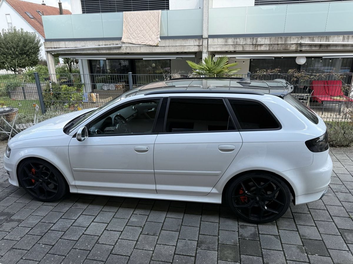 Audi Automobili: Audi S3 8p – Usato da Niederhasli venduto da sim_pr8k 1