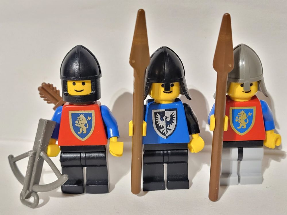 3 Figurines LEGO Castle Chevaliers Vintage - Bon état 1