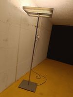 Stehlampe
