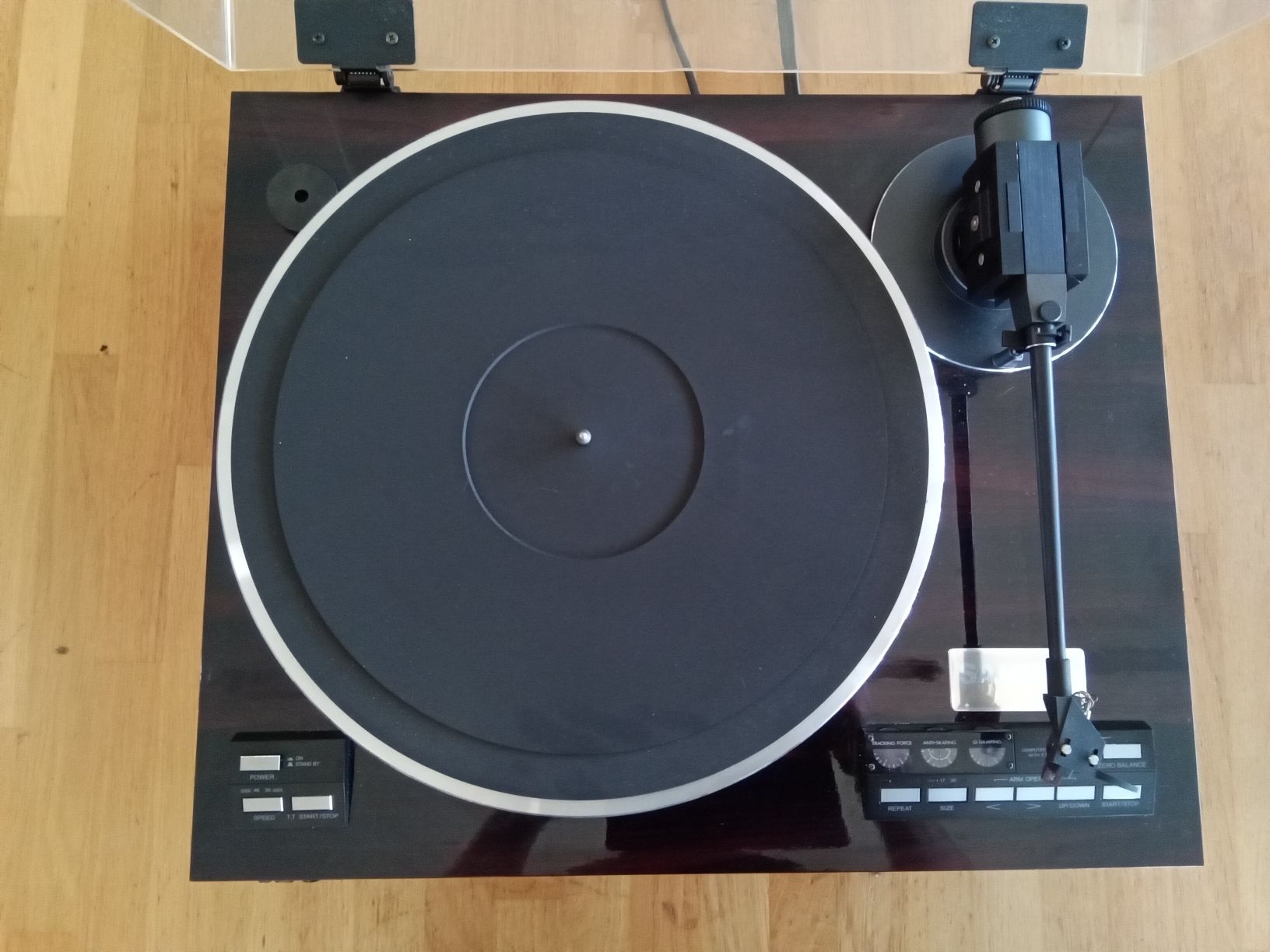 JVC Plattenspieler: JVC AL-Y66F (QUARTZ LOCKED/FULLY AUTOMATIC TURNTABLE) – Gebraucht aus Pratteln von Cartonsducoeur_bl 1