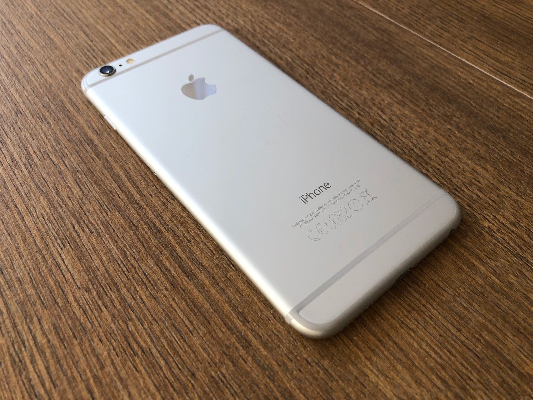 Apple Telefoni cellulari / Smartphones: Neuwertiges APPLE iPhone 6 Plus 64GB – Usato da Mülenen venduto da CreativeSolutions 5