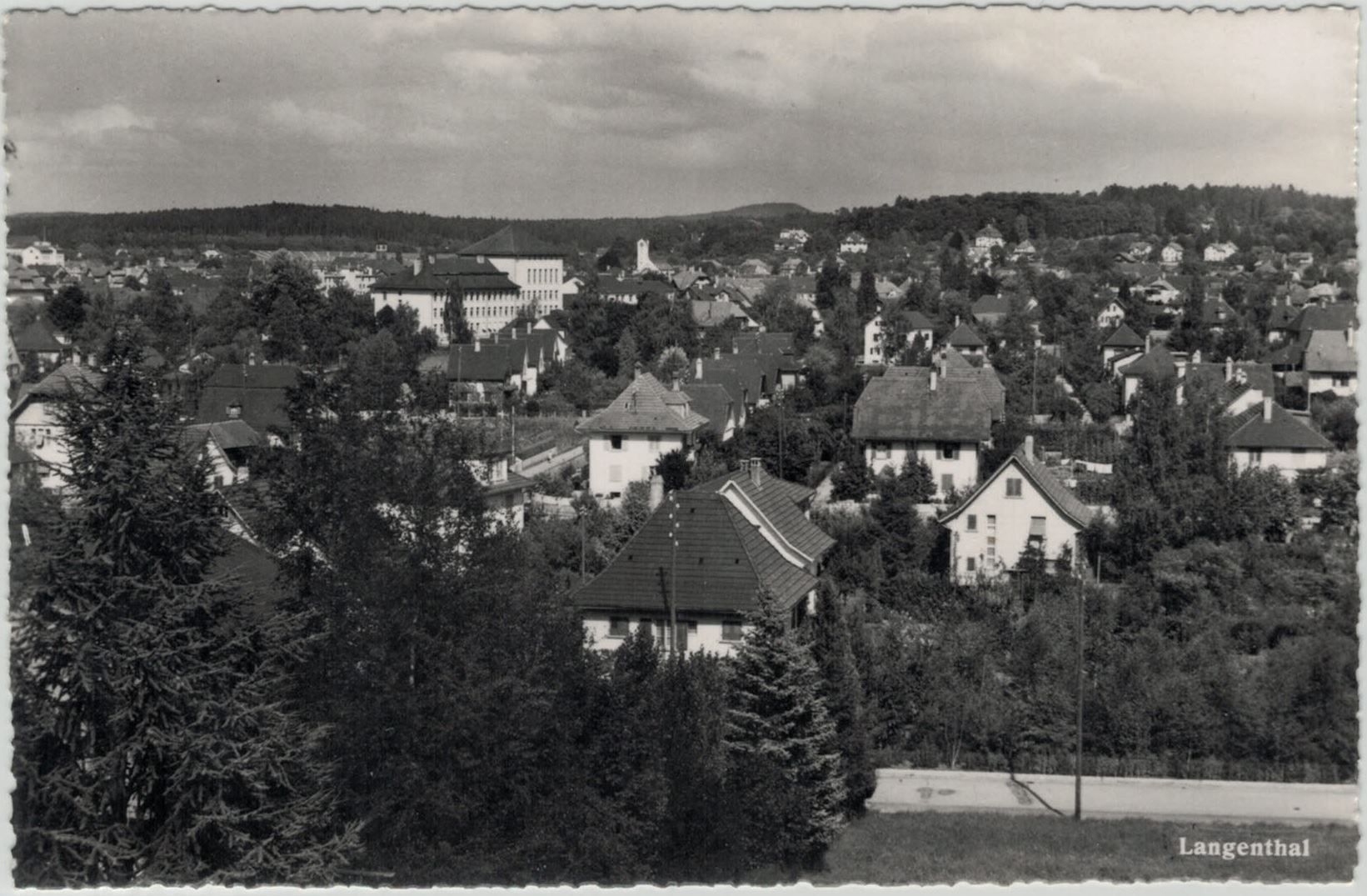 Cartoline postali: BE 94 Langenthal – Nuovo (secondo la descrizione) da Fribourg venduto da philafri