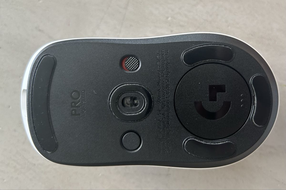 Logitech Mouse: Logitech Gaming Maus Pro 2 Lightspeed weiss – Usato da Ebikon venduto da immo-th 7