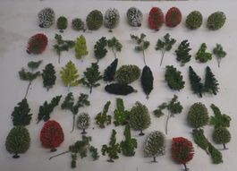 N/TT ~ 50  X Tannen & Bäume / ~ 50 x Sapins & arbres