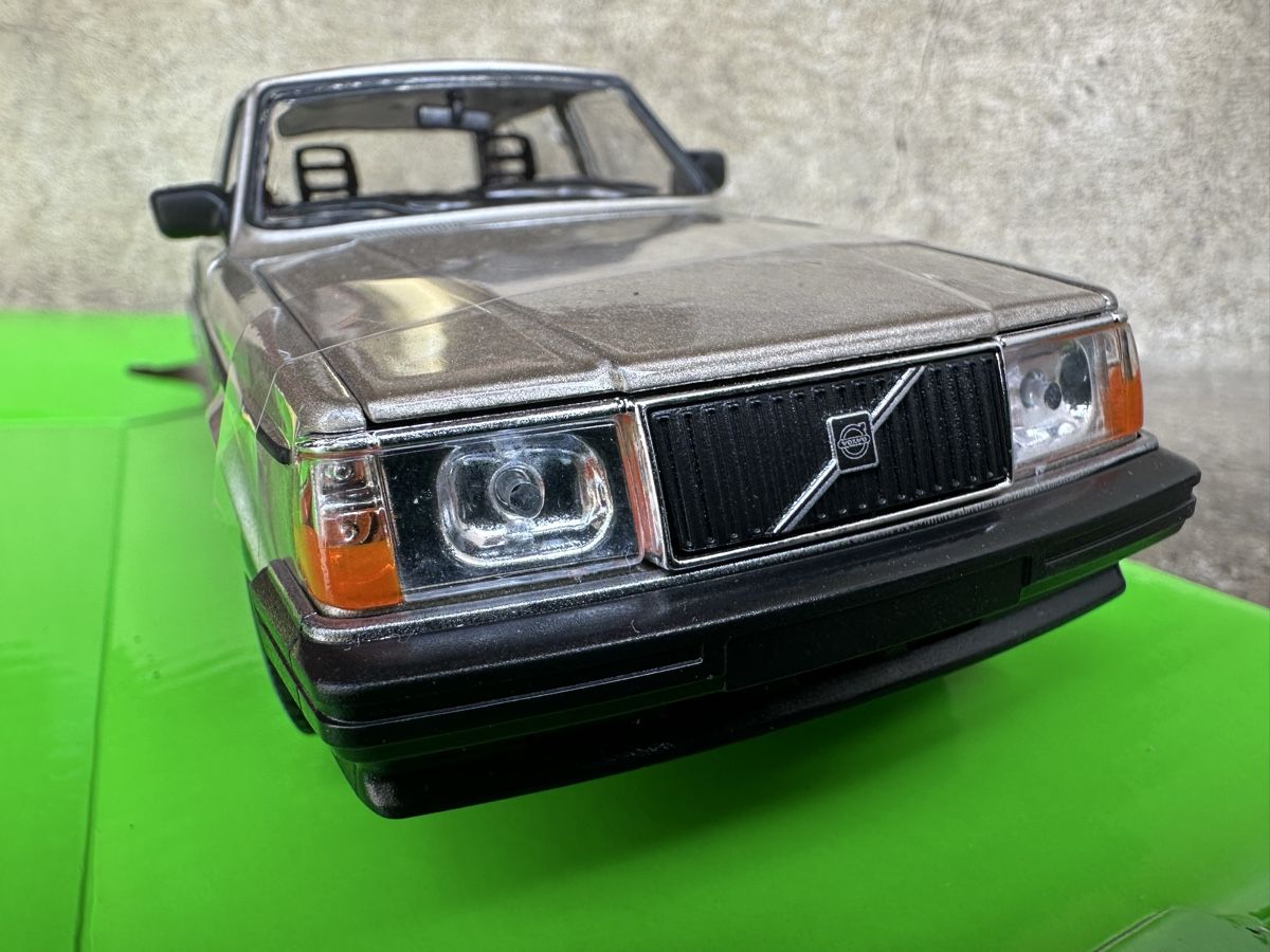 Volvo Modellautos: Volvo 240 gl  – Neu (gemäss Beschreibung) aus Reinach AG von rares75 2