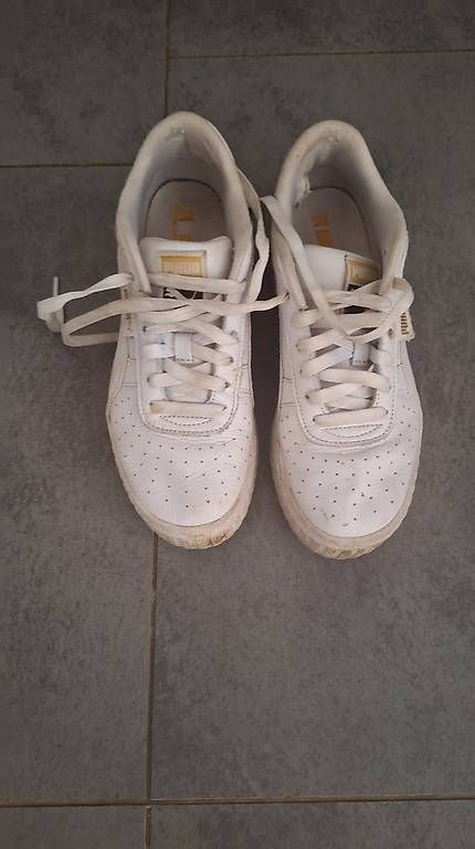 Puma Scarpe da donna: Gebrauchte Puma Sneakers – Usato da Neuhausen venduto da eliana2 1