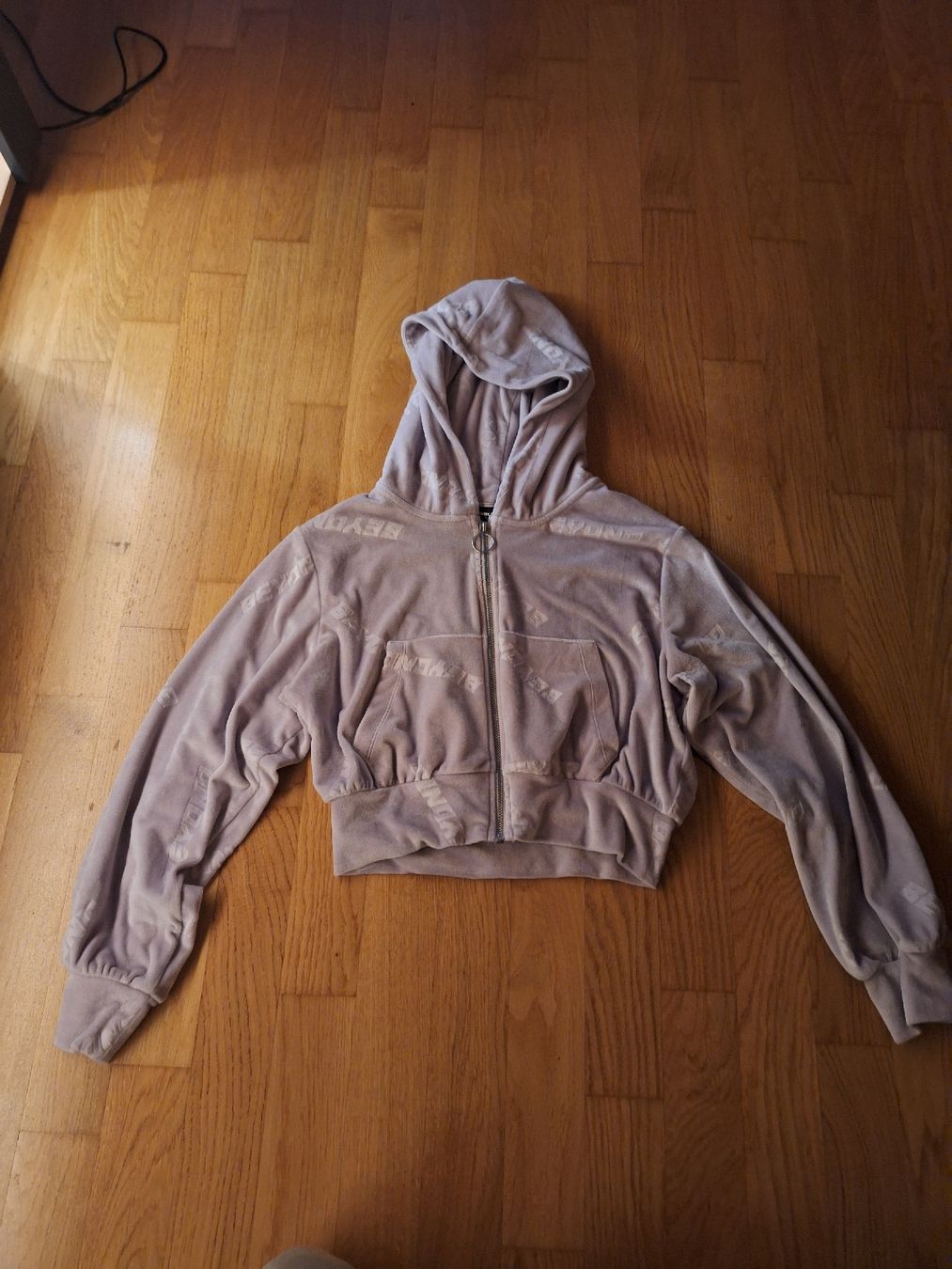 Vestes: Joggingjacke – D'occasion à Wittenbach par nadineshop 1