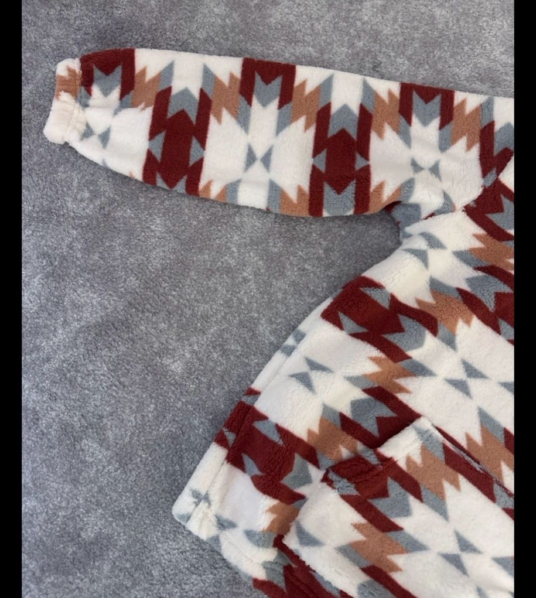 Maglioni & Felpe: Fleece Pullover mit Muster Reissverschluss neuwertig Gr L – Nuovo (secondo la descrizione) da Solothurn venduto da Ib1a 2
