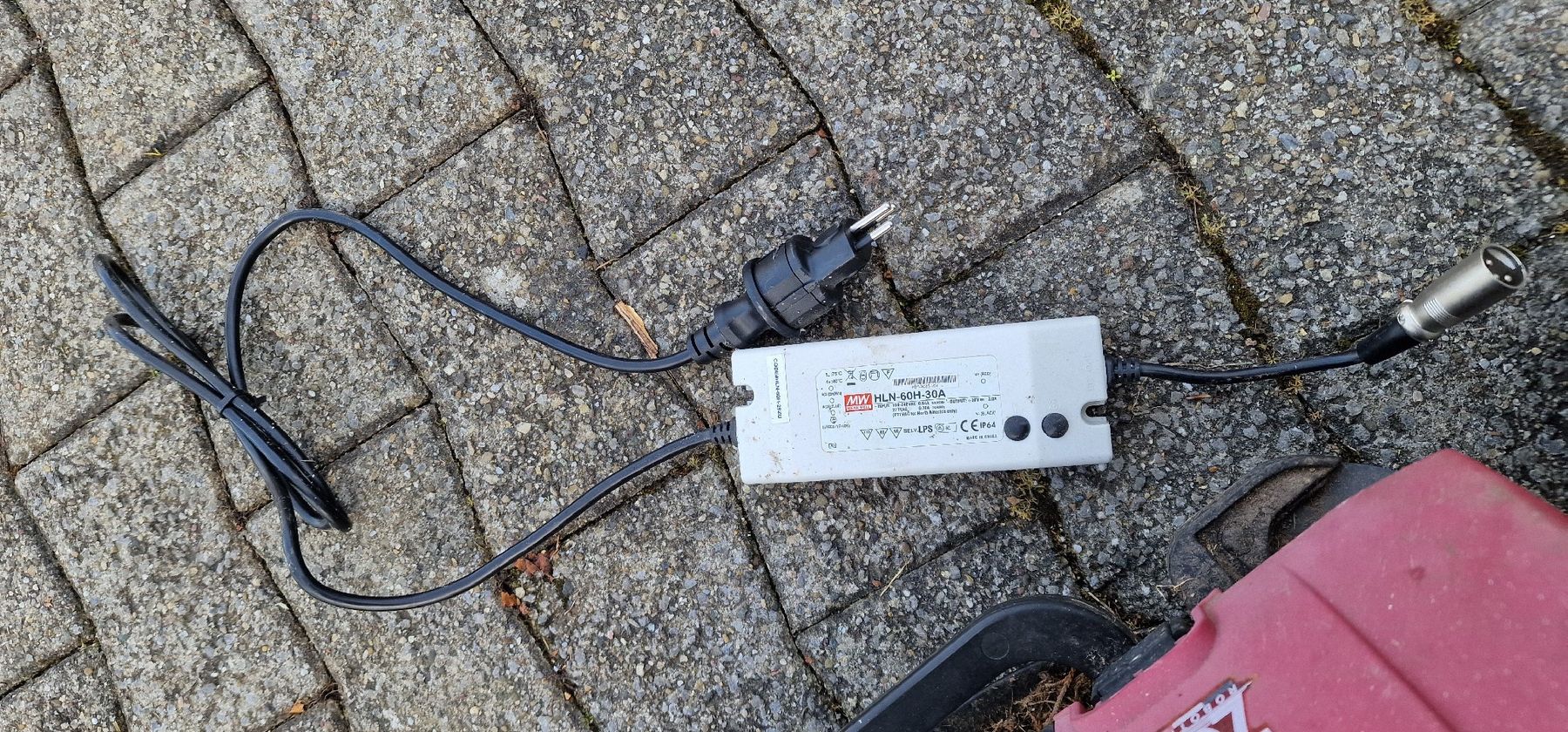 Tagliaerba: Automower Rasenmähroboter mit Ladestation – Difettoso da Tagelswangen venduto da Axel_36 3