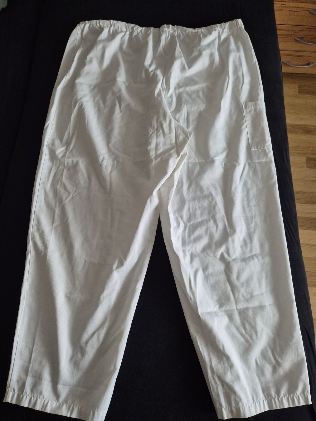 Pantalons: Weisse Hose Grösse XL – D'occasion à Langenthal par Polarisstern 1