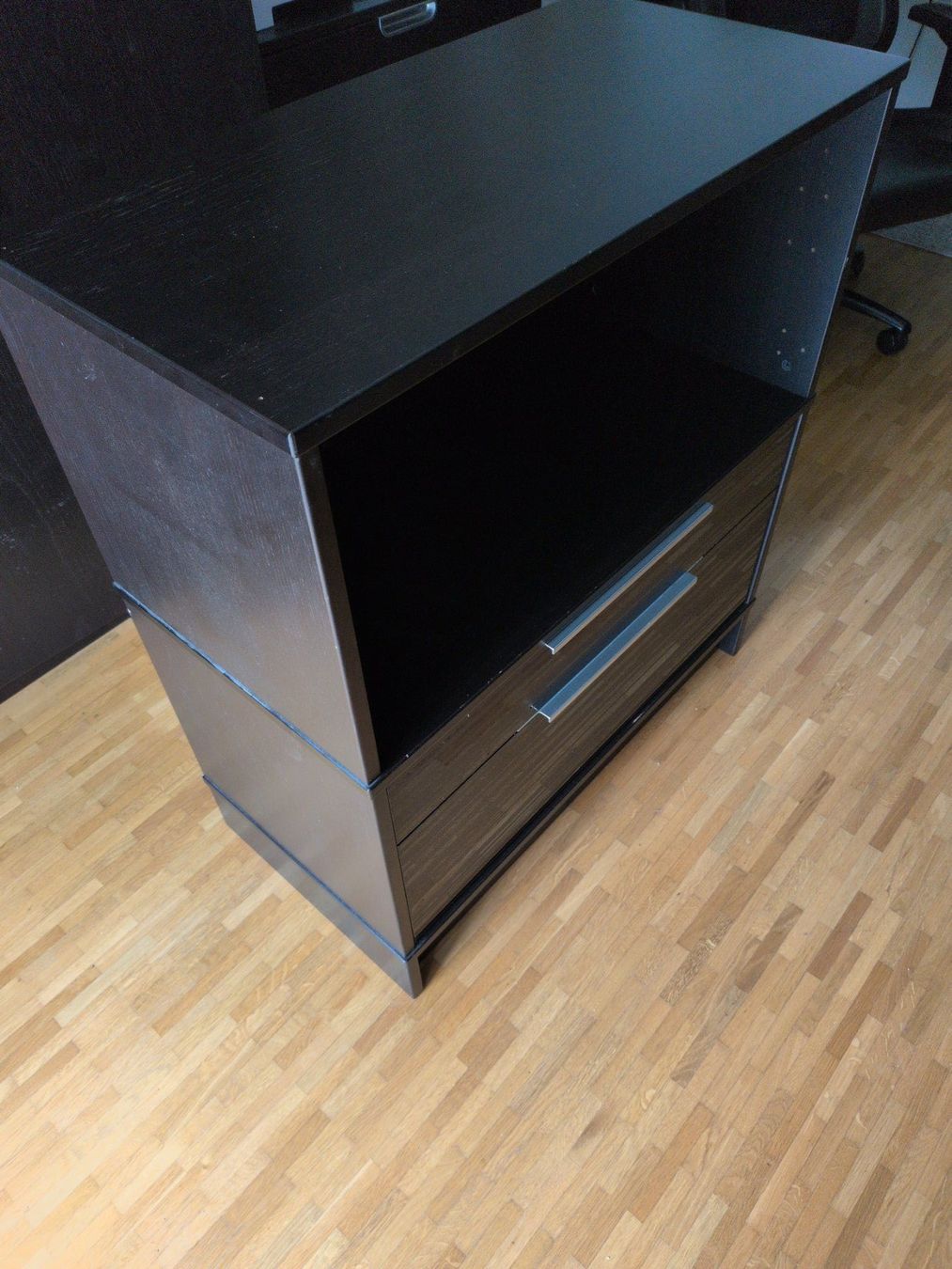 Ikea Commodes: Sideboard schwarz 2 Schubladen – D'occasion à Bäch Sz par _Sithis_ 1