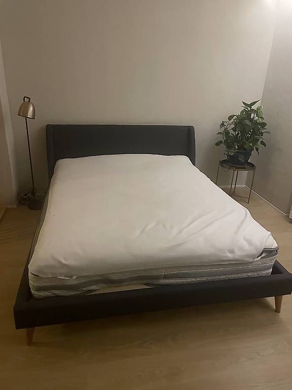 Letti: Lit 160x200 + matelas – Usato da Montreux venduto da mic_8zfb