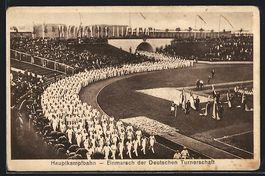 Köln a. Rh., Hauptkampfbahn des Stadion