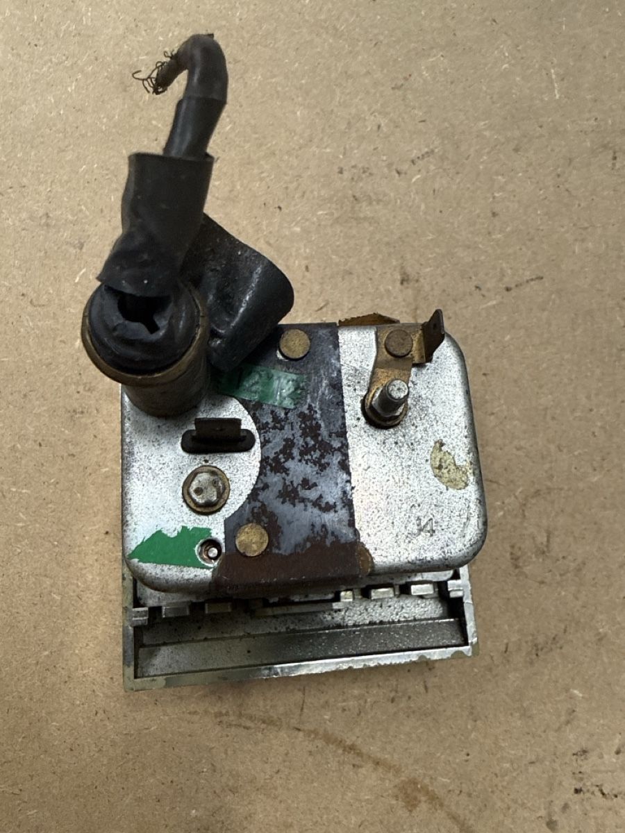 Peugeot Tutti pezzi di ricambio auto: Jaeger Transistor Uhr – Usato da Meienberg venduto da sony252 2