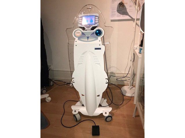 Cura del viso: Gesicht,- Hautstraffung ProCea NEURO-MEDITEC, – Usato da Arbon venduto da Kompass1211