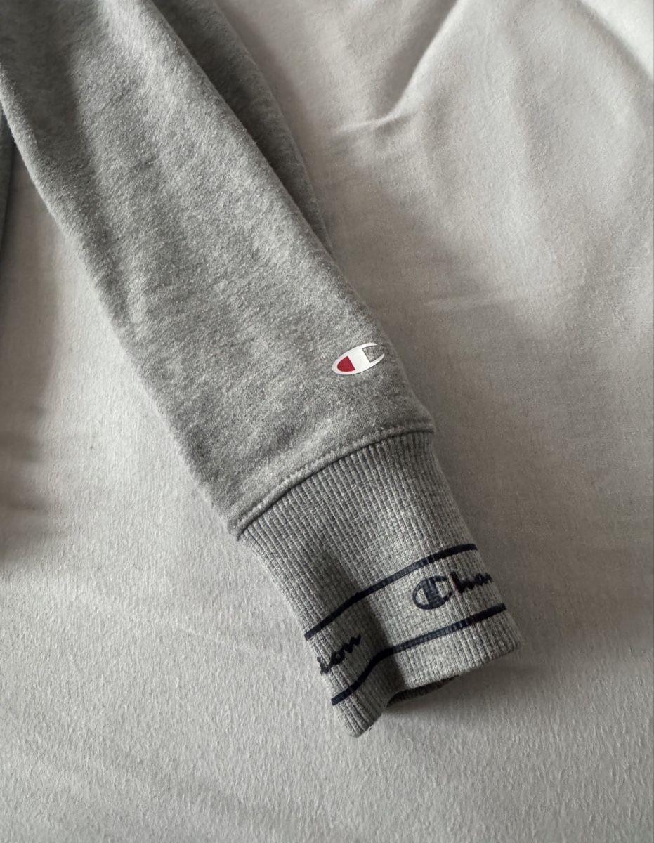 Champion Jacken: Champion Hoodie grau – Gebraucht aus Spreitenbach von mar_7f8c 3