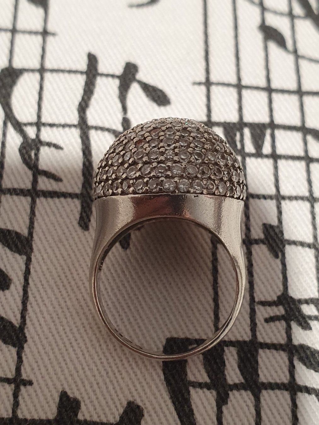 Ringe: Entourage Pavé Designer Ring,  Silber 925 in Kugelform 😍 – Gebraucht aus Wohlen AG von palmsprings 2