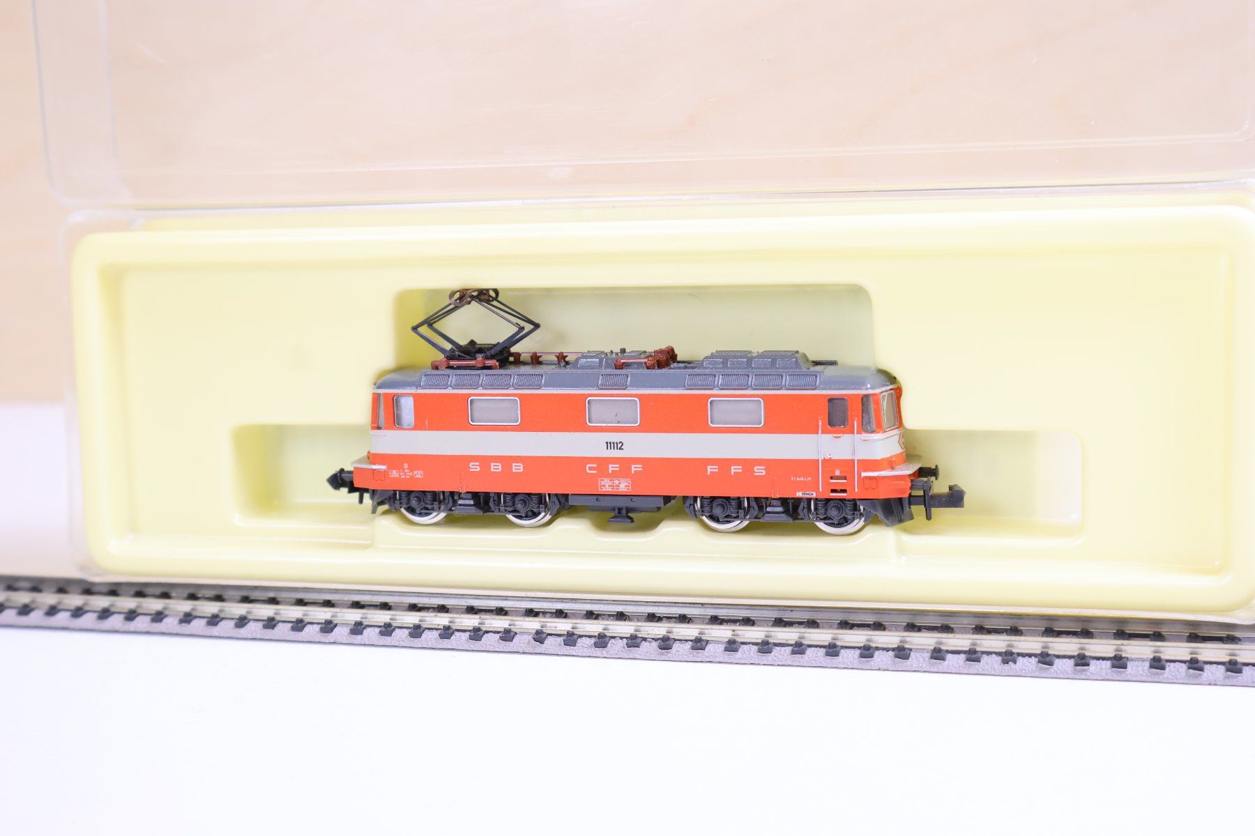Trix Modellini di ferrovie: Minitrix Swiss Express Re 4/4 E-Lok - 2976 Spur N – Usato da Winterthur venduto da Monstera 7