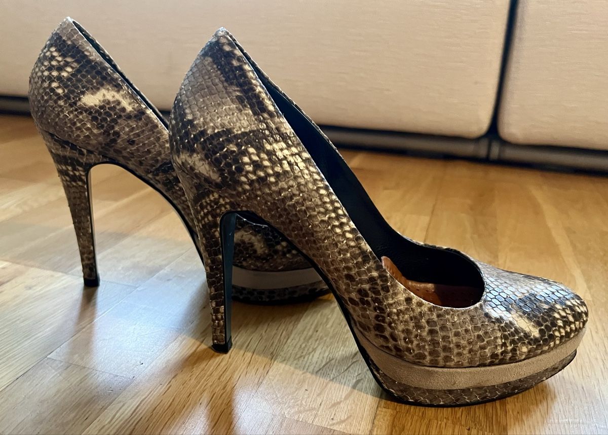 Baldinini Scarpe da donna: Baldinini Pumps, echtes Schlangenleder, grau beige Gr. 38 – Usato da Basel venduto da Bettybooo 5