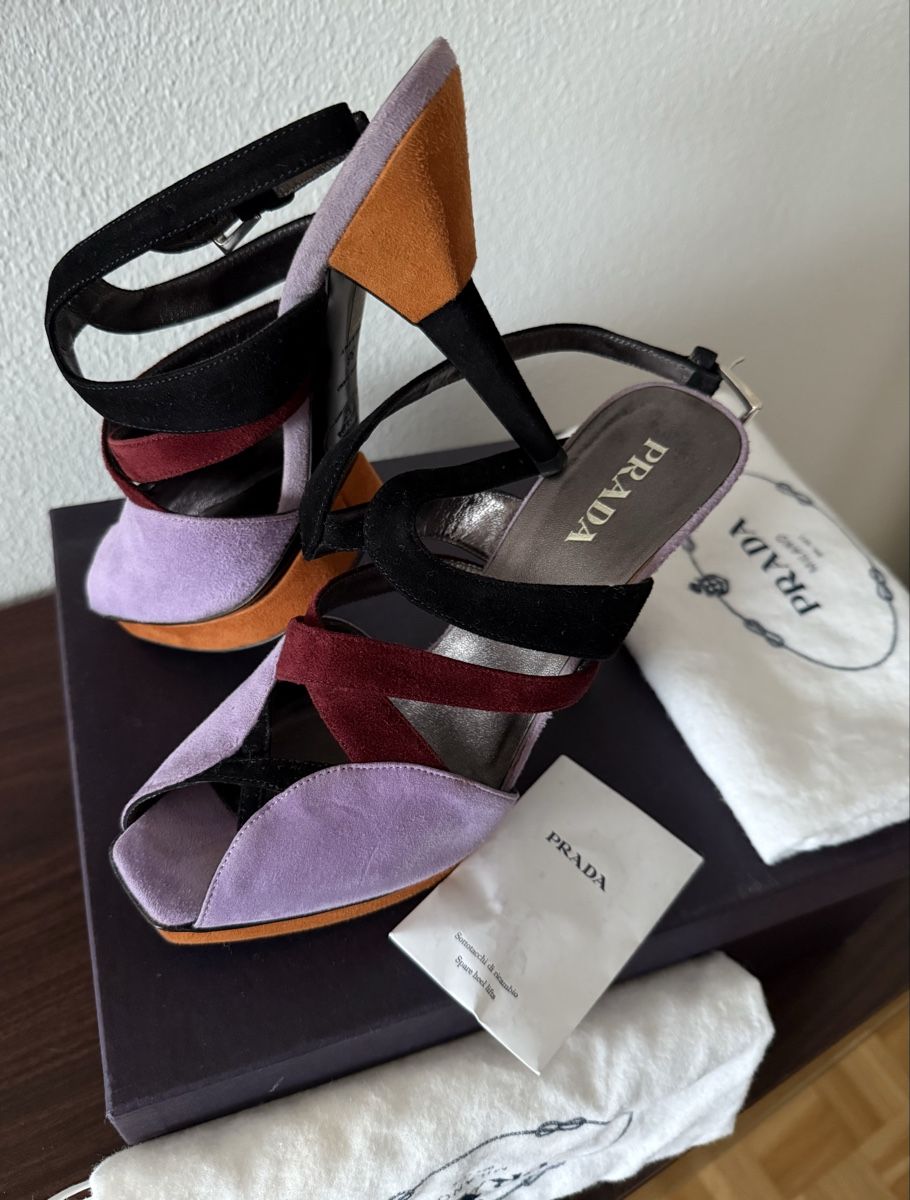 Prada Scarpe da donna: PRADA Leather Heels Pumps \ 38 – Nuovo (secondo la descrizione) da Zollikon venduto da ces-chic