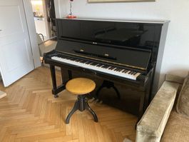Yamaha Klavier U1 - schwarz poliert