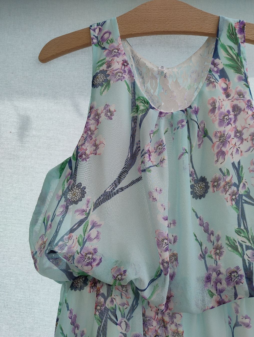 Kleider: Süsses Sommer-Kleid geblümt Grösse M – Gebraucht aus Kirchberg BE von lauraflu 1