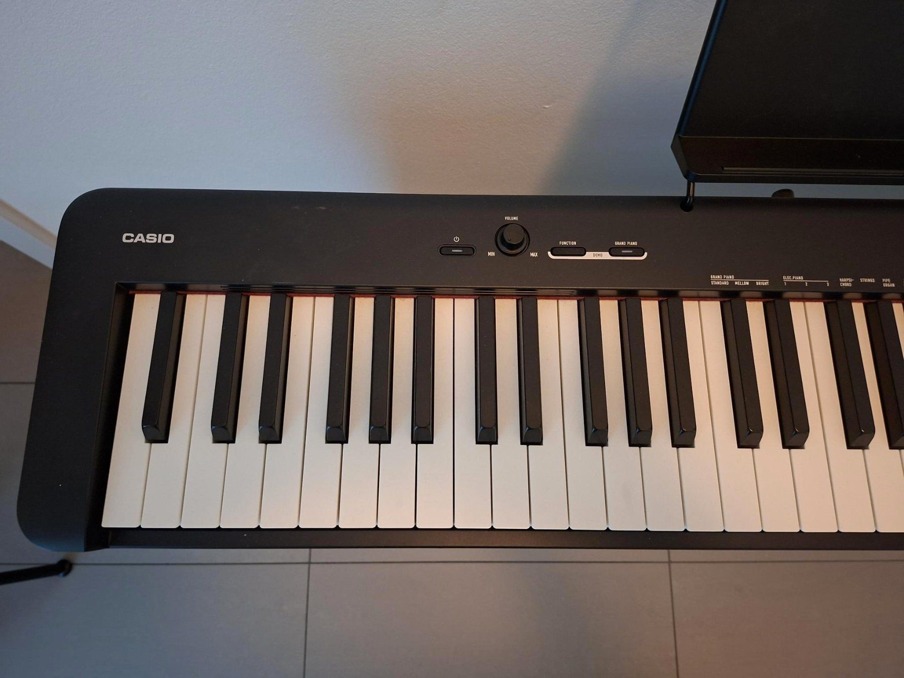 Casio Strumenti musicali: Piano Numérique Casio CDP-100 avec stand – Usato da Yverdon-les-Bains venduto da Fabianfab 1