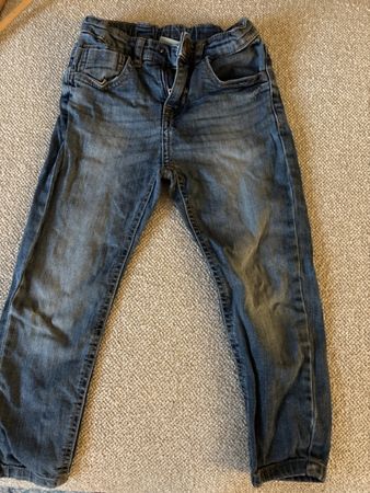 Jean Zara Boys bleu délavé taille 110 bon état