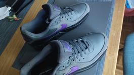Nike Air Max 90 Herren Grau Lila EUR 42.5 guter Zustand