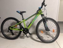 Kinder Velo CUBE 240 limegrün guter Zustand