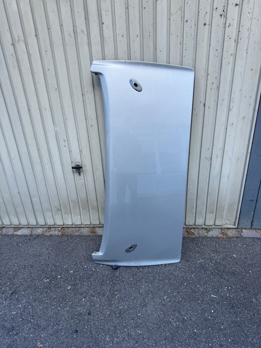 Chevrolet Tutti pezzi di ricambio auto: Verdeckdeckel Corvette C3 Cabrio – Usato da Weiach venduto da Angela089