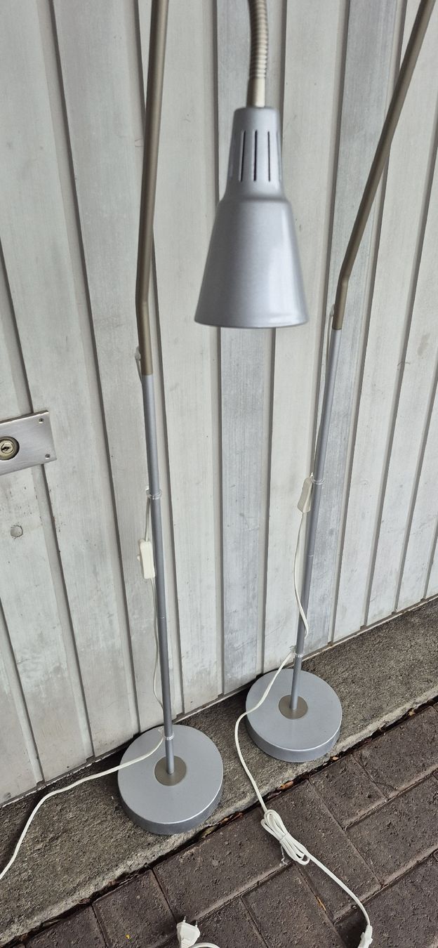 Ikea Lampade: 2er SET Stehlampen – Usato da Nottwil venduto da echtMOMO 3