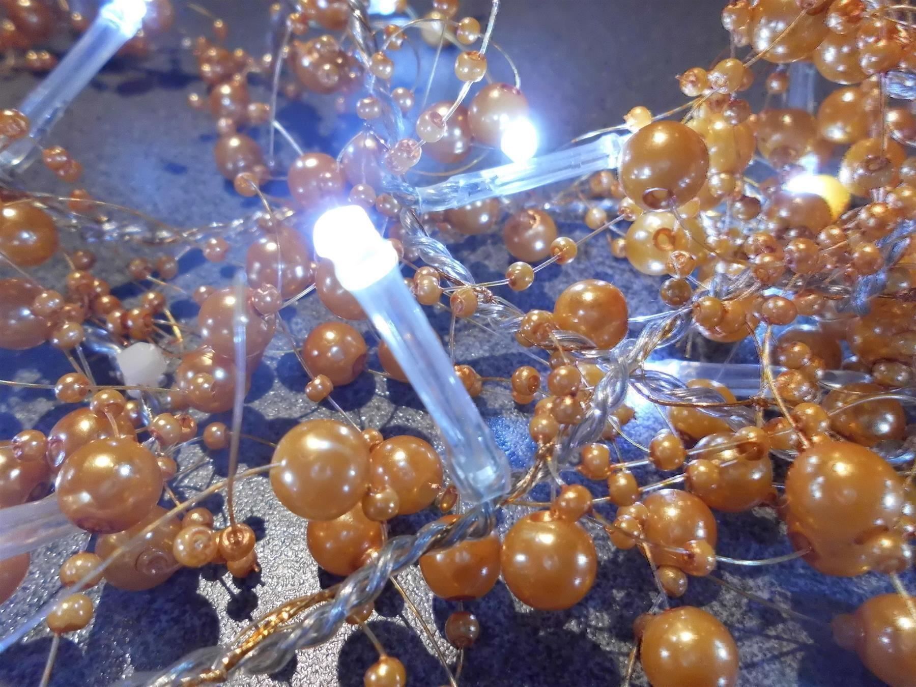 Tutte le decorazioni: Kette mit Lämpchen und goldigen Perle – Usato da Zürich venduto da Motzkuh 1