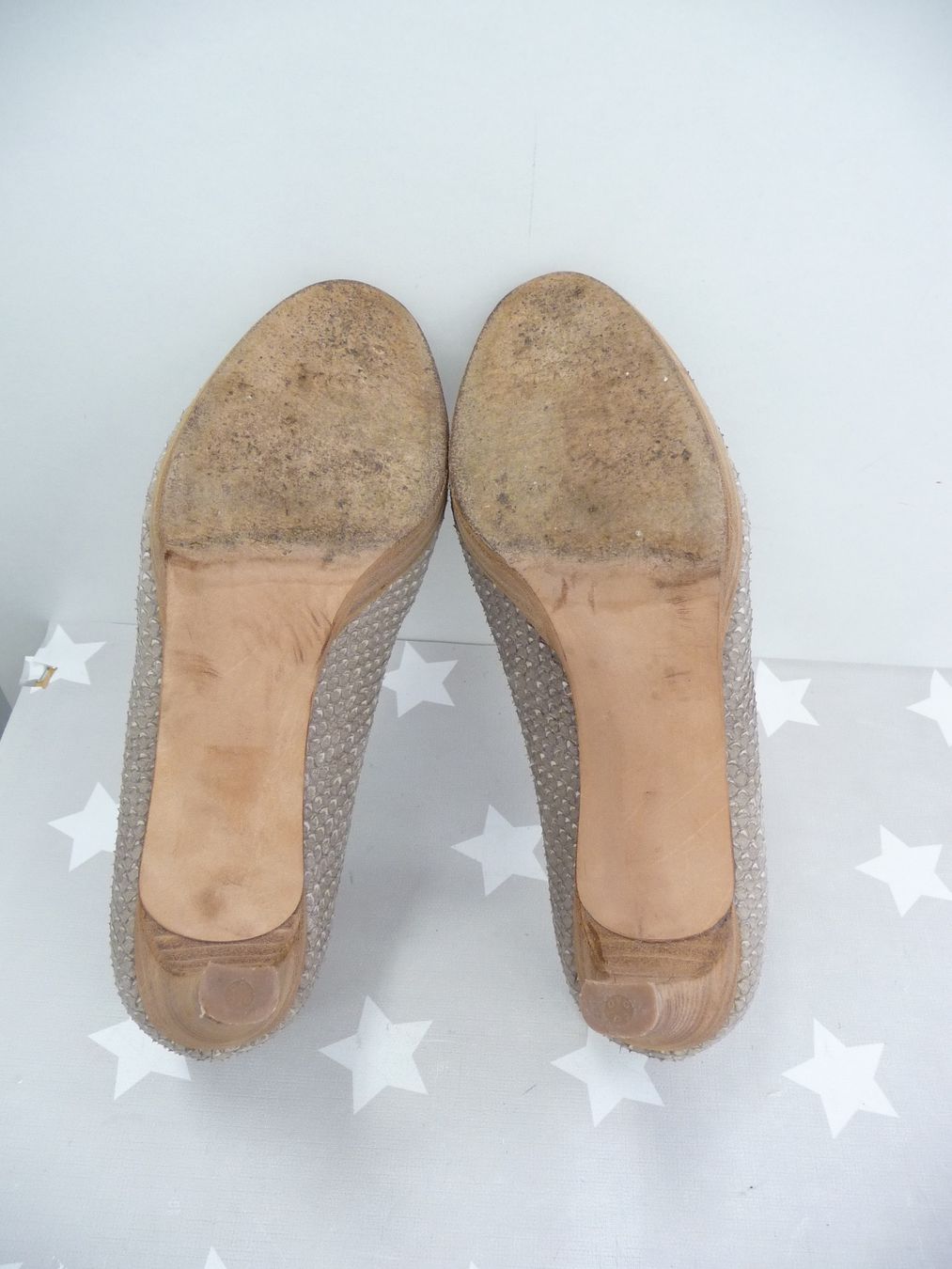 Stuart Weitzman Scarpe da donna: Schuh: Stuart Weitzman Grösse 37 1/2 Pumps Peeptoes – Usato da Rafz venduto da Powacaddy 4