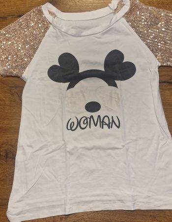 Damen T-Shirt Gr. M mit Paillettenärmeln und Print Motiv