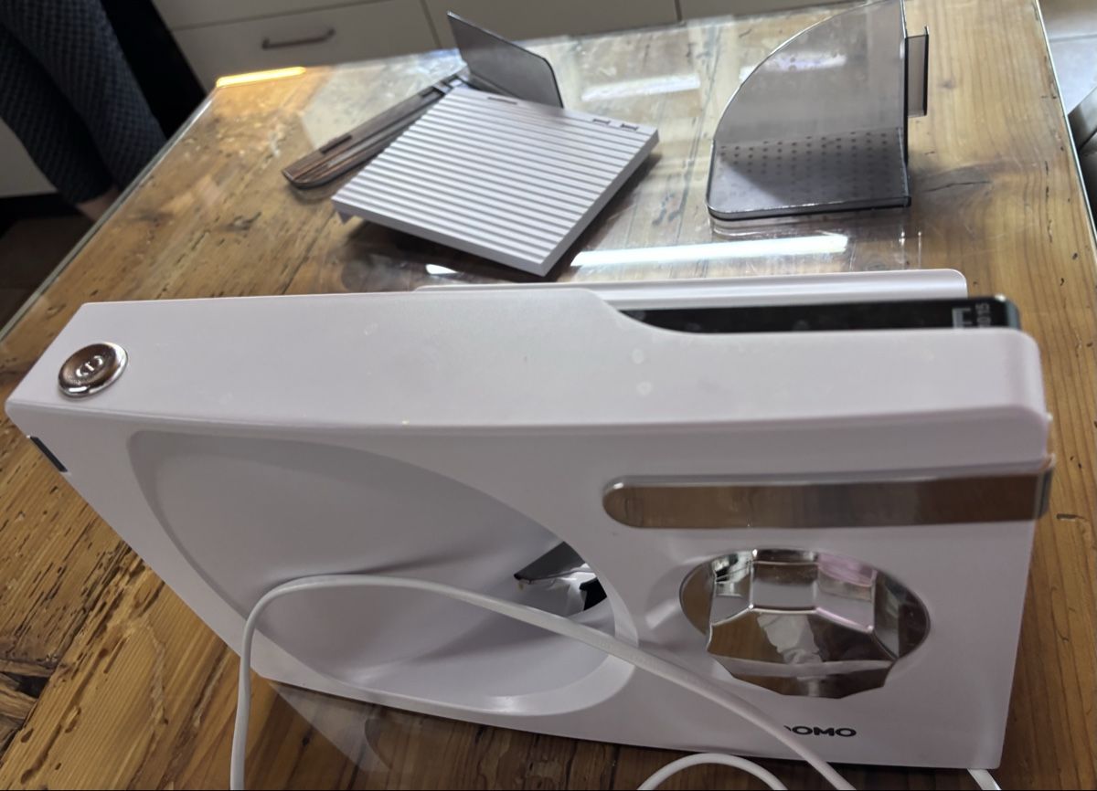 Elettrodomestici da cucina: Schneidemaschine Slicer – Usato da Bern venduto da Osino 2