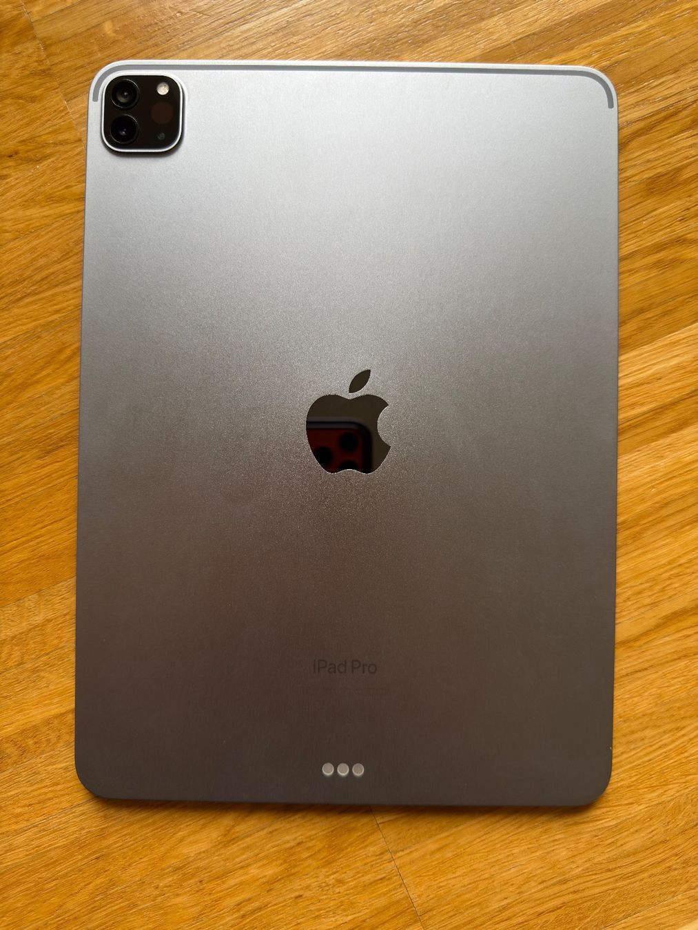 Apple Tablet PC: Apple iPad Pro 11" M2 512GB + Pencil 2 + Case – Usato da Bülach venduto da lucasforrer 1