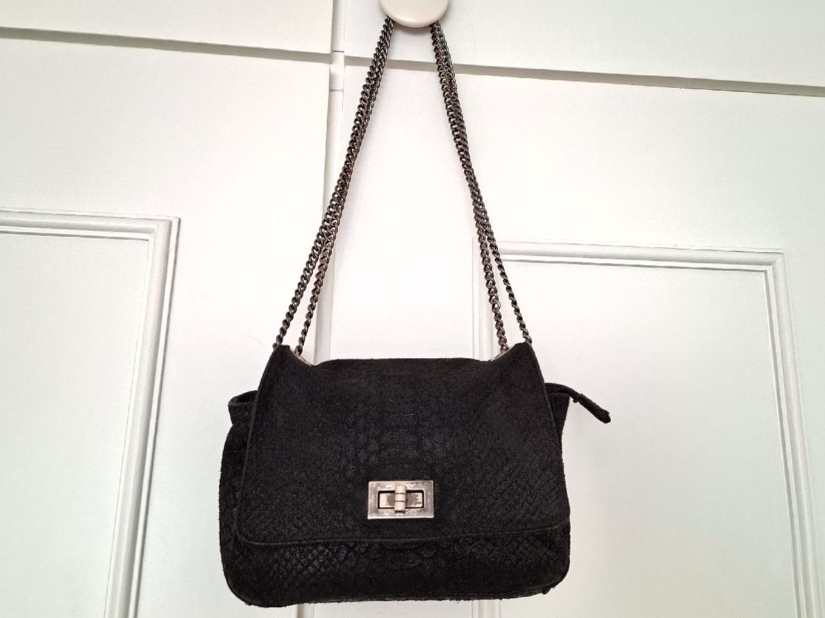 Taschen für Damen: Sac italien en cuir noir effet python à chaîne – Gebraucht aus Lutry von Sim_Sta 3