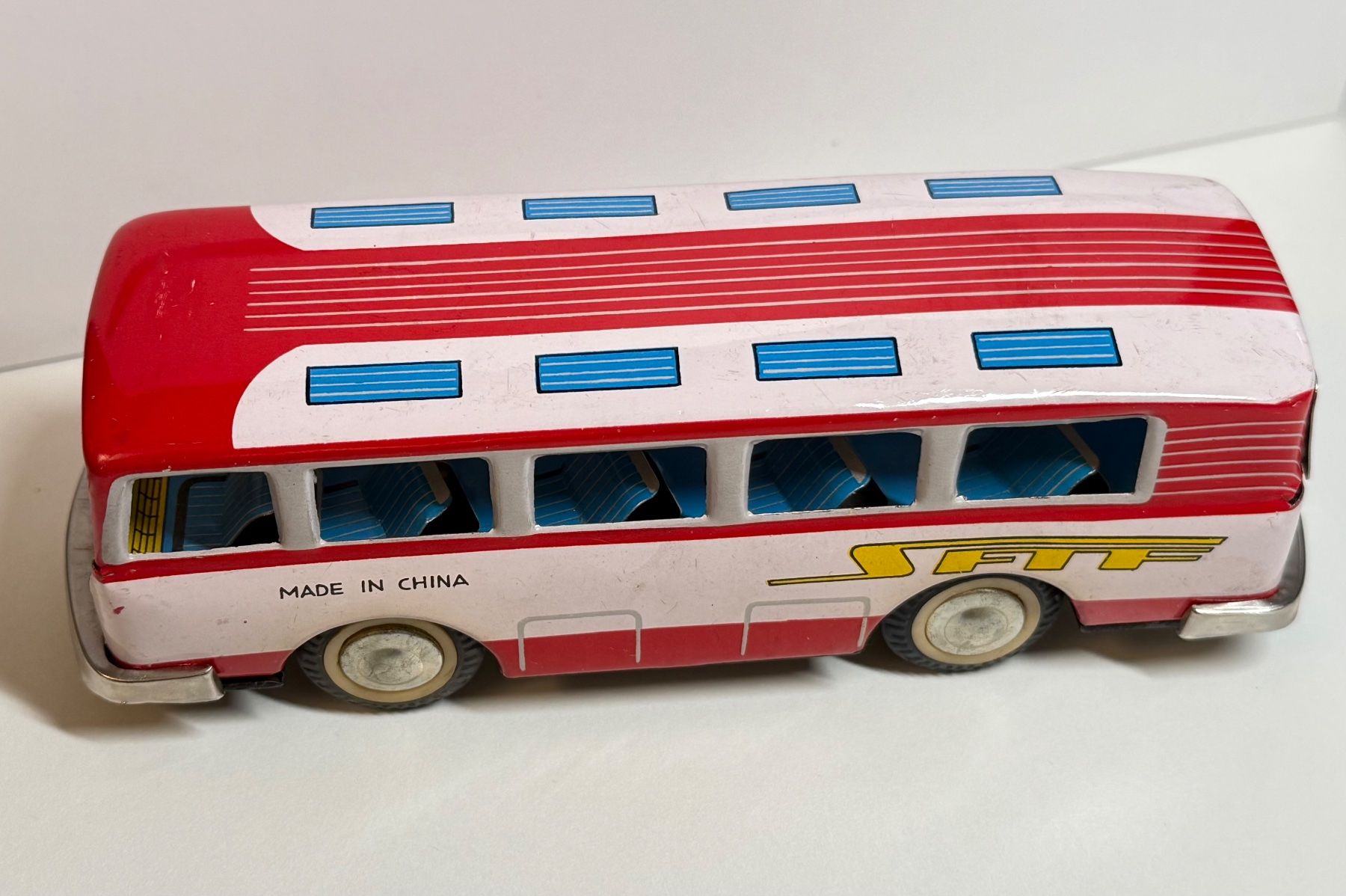 Modellini d'auto: Car en tôle lithographiée de SFTF – Usato da Denges venduto da peumens 4