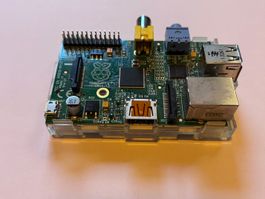 Raspberry P1 (c) 2011.12